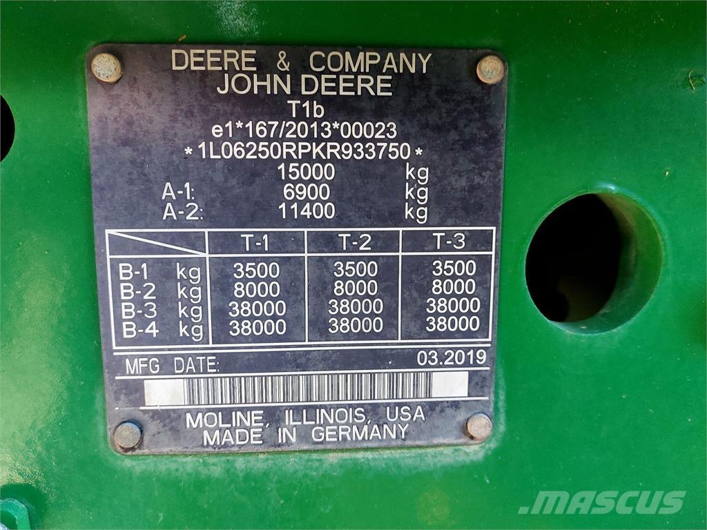 John Deere 6250R Traktorok