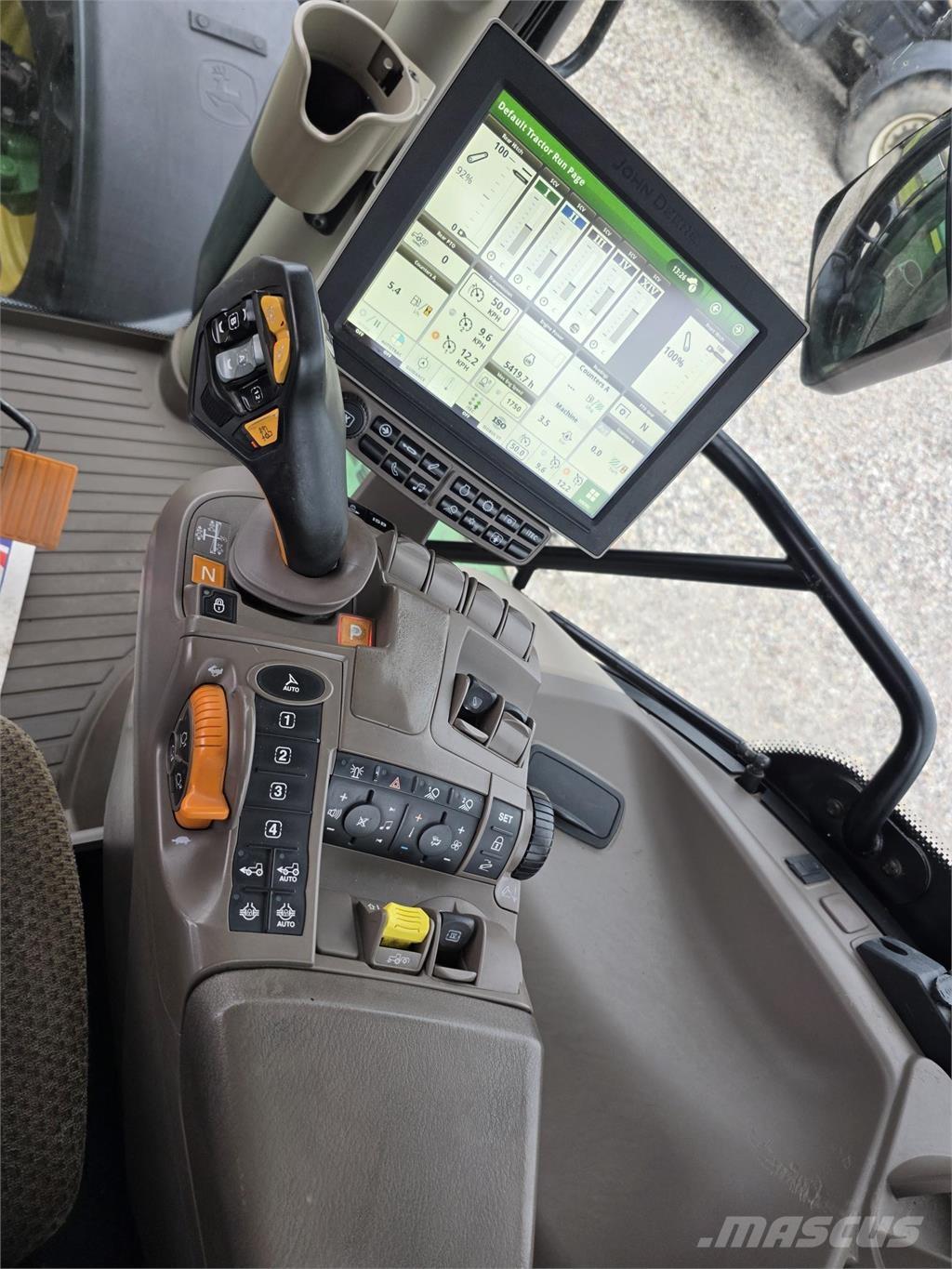 John Deere 6250R Traktorok