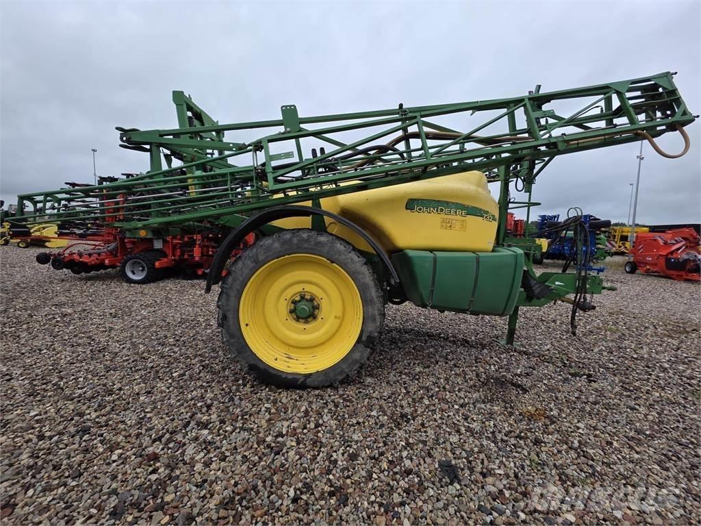 John Deere 732 Permetezők