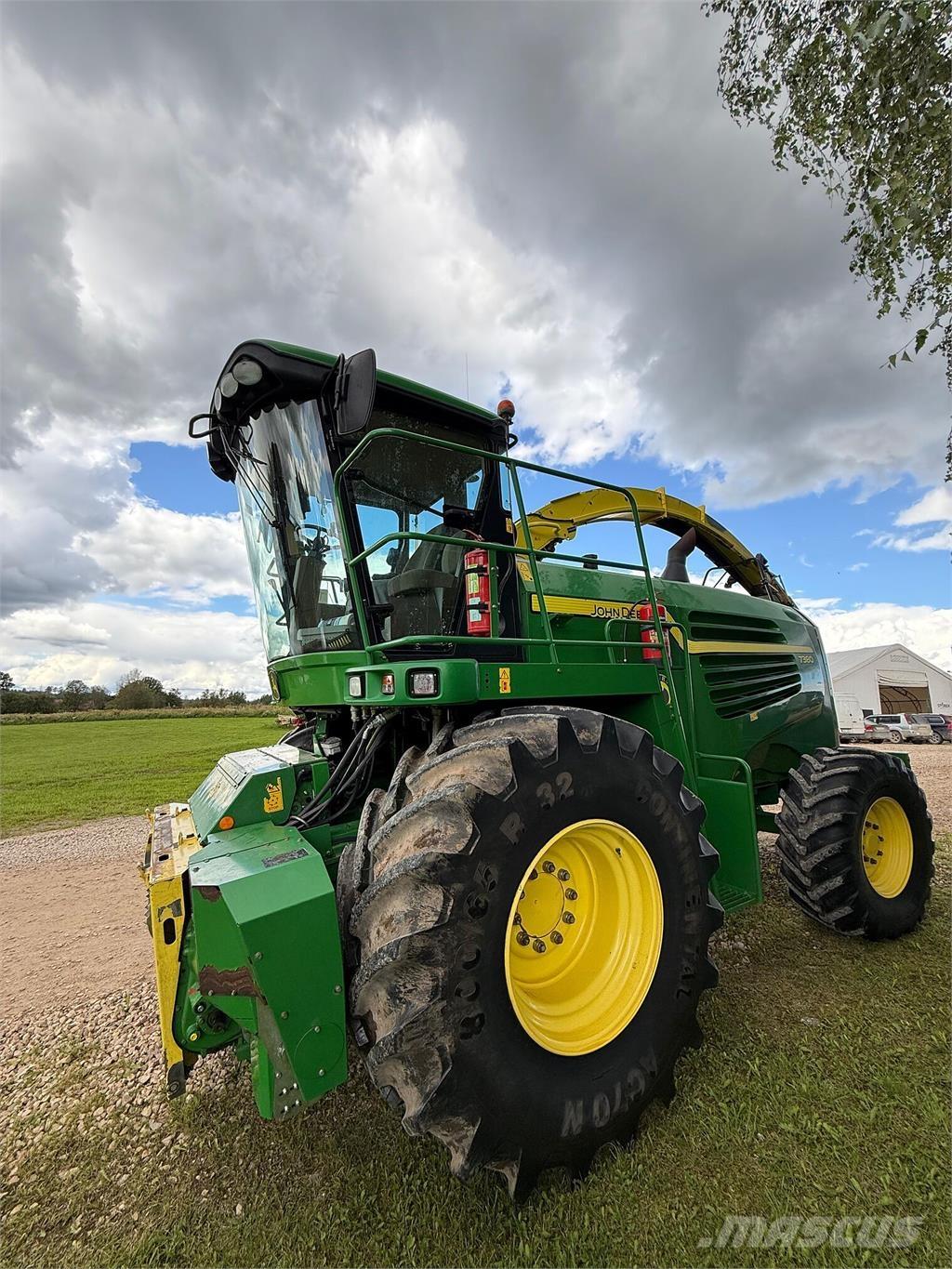 John Deere 7380 Szecskázók