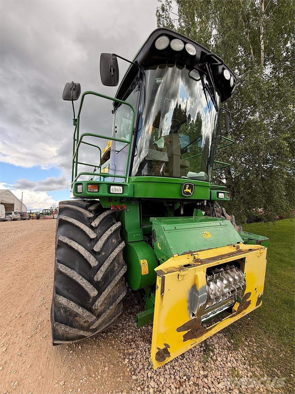 John Deere 7380 Szecskázók