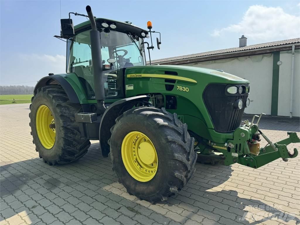 John Deere 7830 Traktorok
