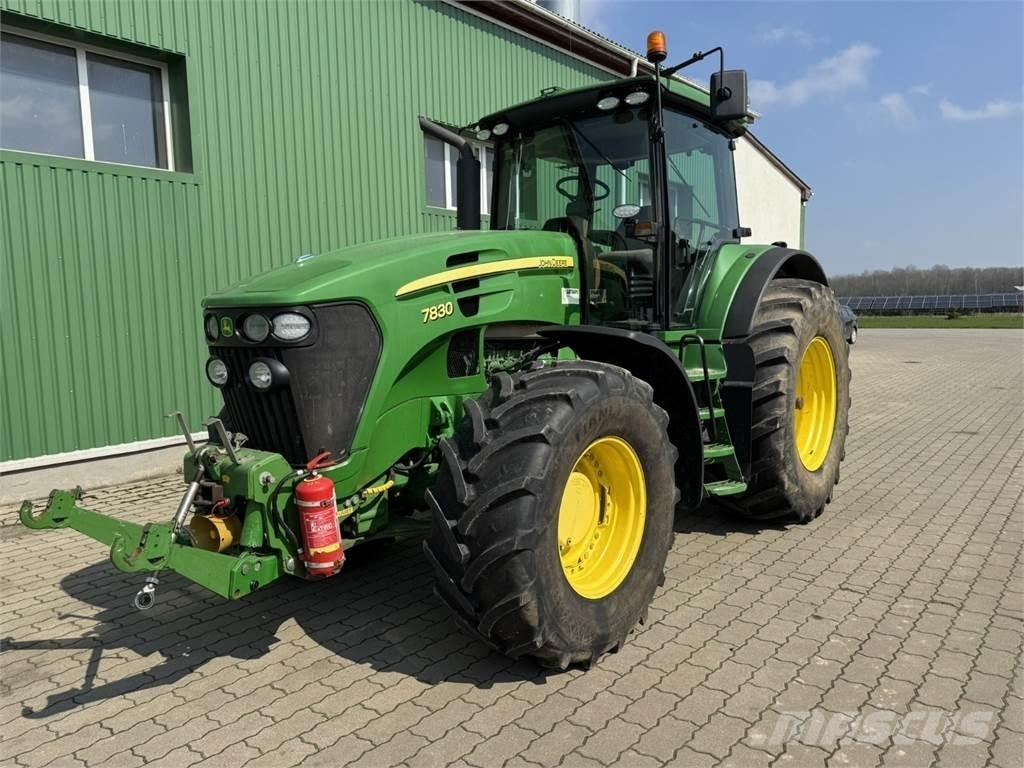 John Deere 7830 Traktorok