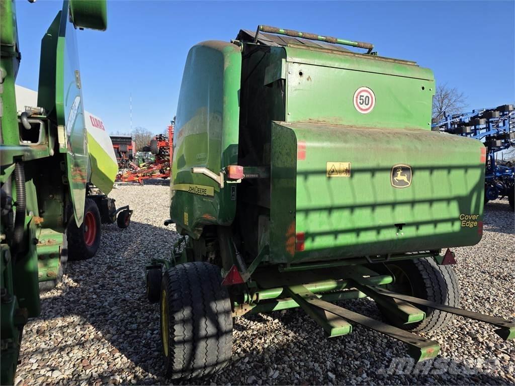 John Deere 854 Körbálázók