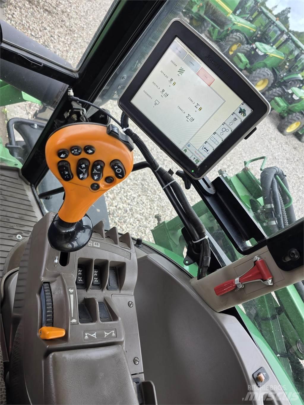 John Deere R4040i Vontatott trágyaszórók