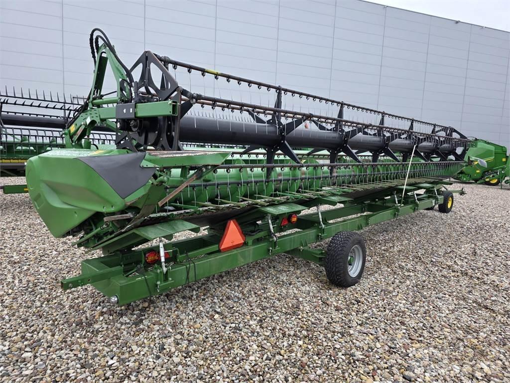 John Deere S690 Kombájnok