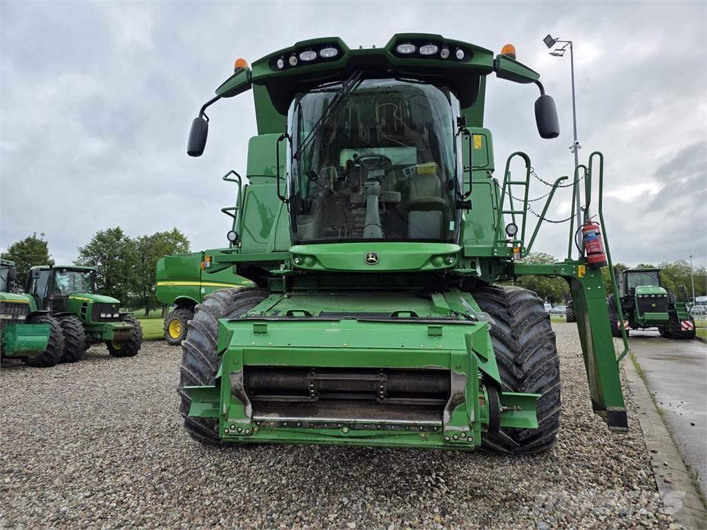 John Deere T660 Kombájnok