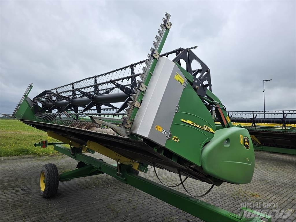John Deere T660 Kombájnok