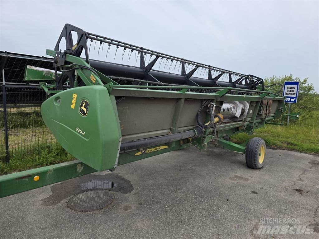 John Deere T670 Kombájnok