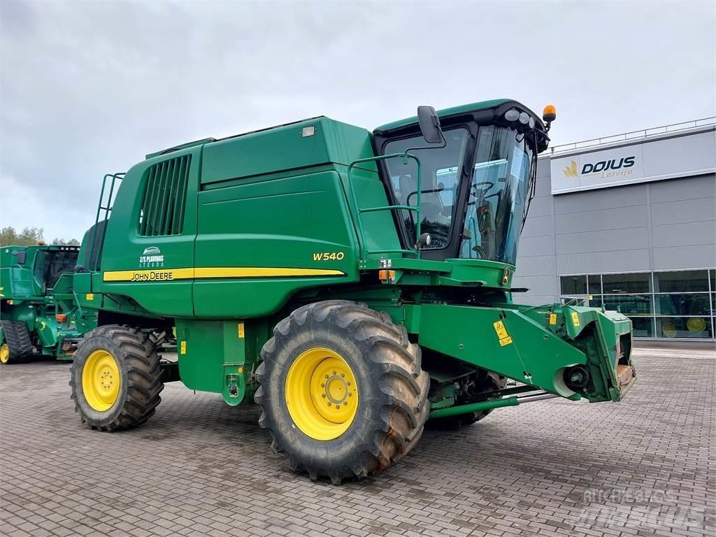 John Deere W540 Kombájnok