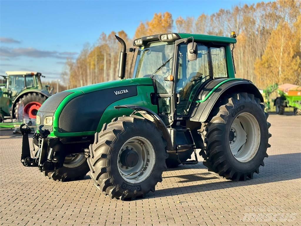 Valtra T171C Traktorok