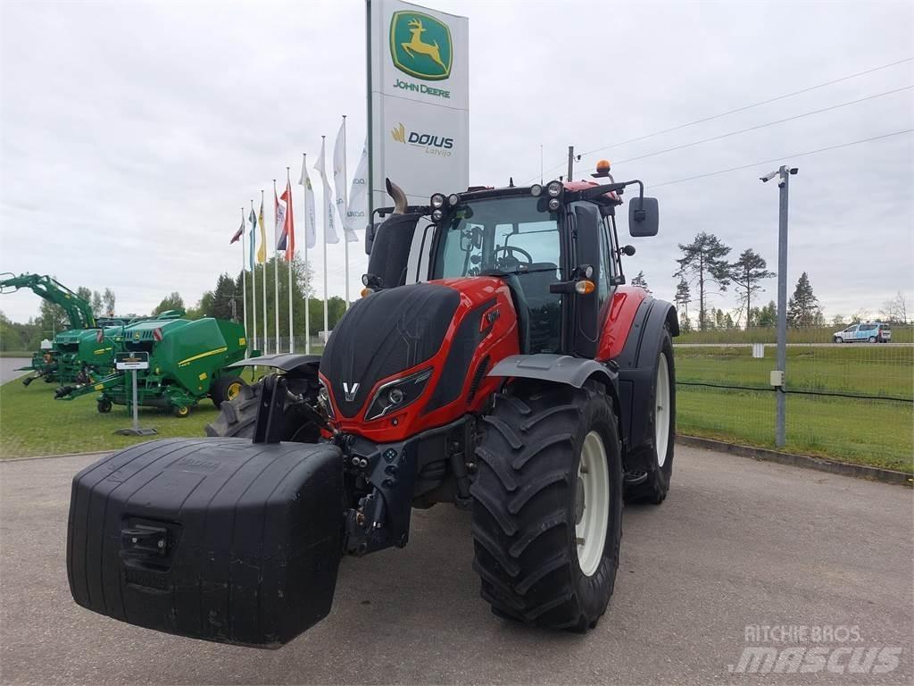 Valtra T234 Traktorok