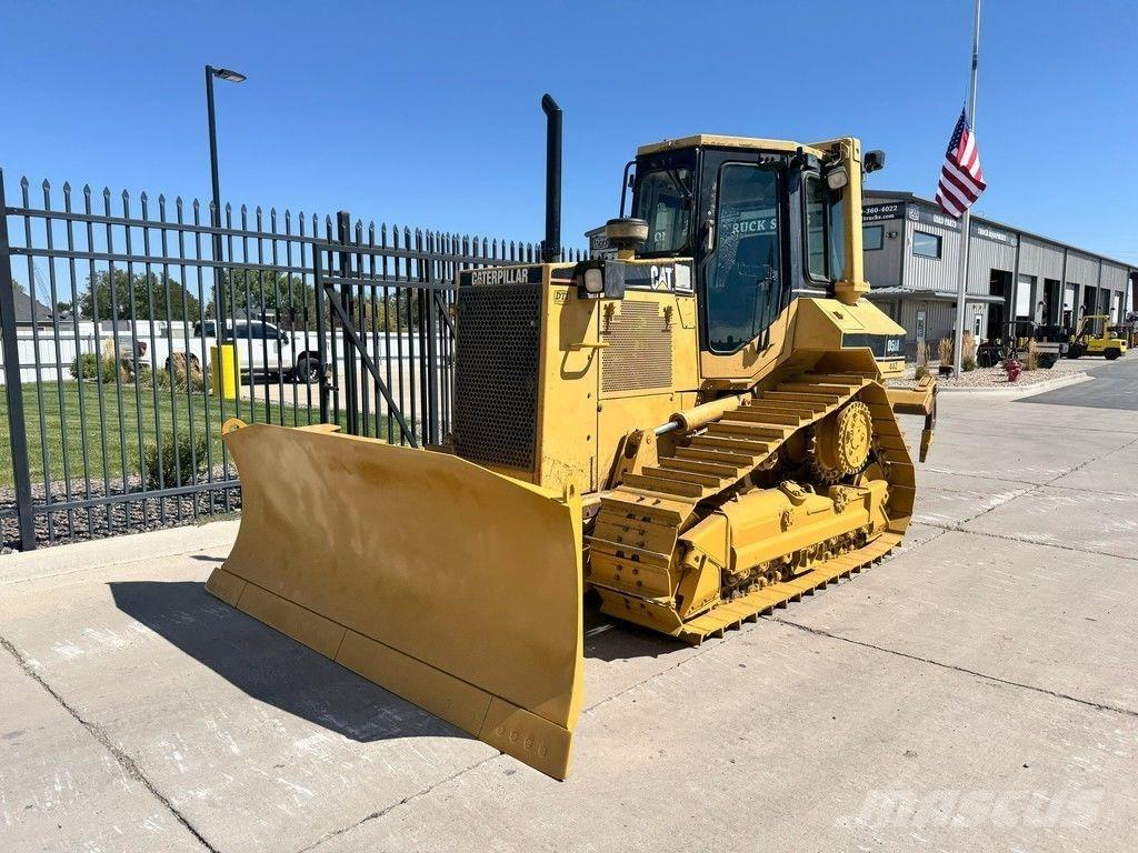 CAT D5M XL lánctalpas dózerek