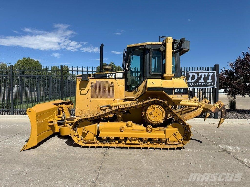 CAT D5M XL lánctalpas dózerek