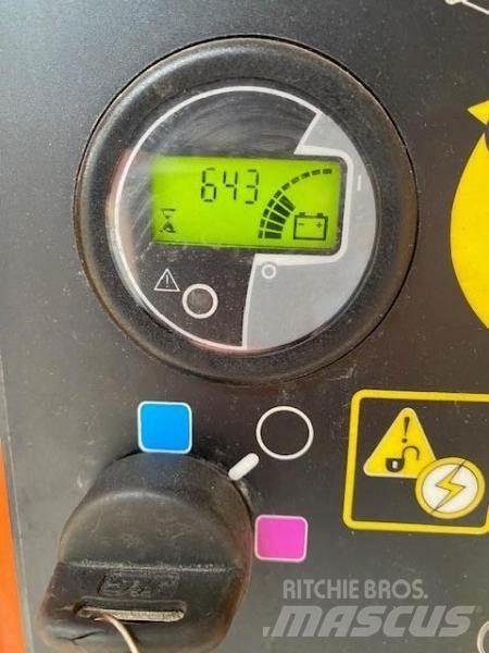 JLG TOUCAN 10 E Karos emelők