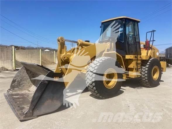 CAT 950H Gumikerekes homlokrakodók
