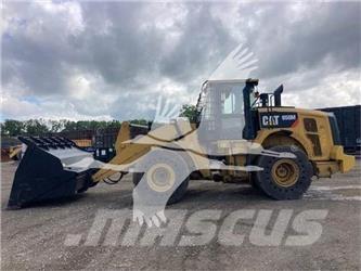 CAT 950M Gumikerekes homlokrakodók