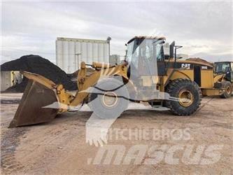 CAT 966G II Gumikerekes homlokrakodók
