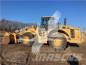 CAT 980H Gumikerekes homlokrakodók