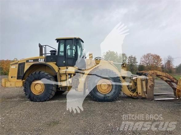 CAT 980H Gumikerekes homlokrakodók