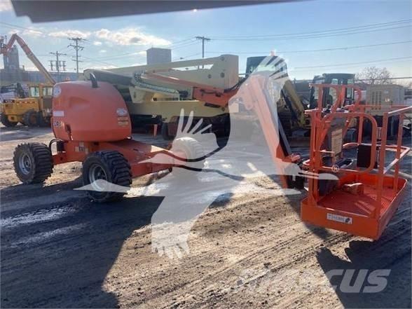 JLG 450AJ II Karos emelők