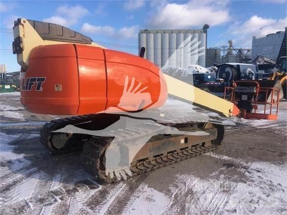 JLG 600SC Teleszkópos emelők