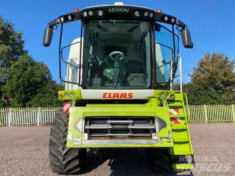 CLAAS LEXION 750 Kombájnok