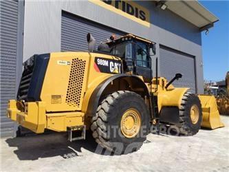 CAT 980M Gumikerekes homlokrakodók