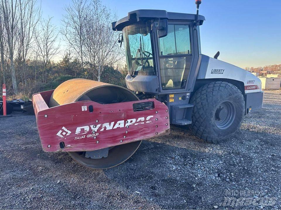 Dynapac CA 2500 D Egydobos hengerek