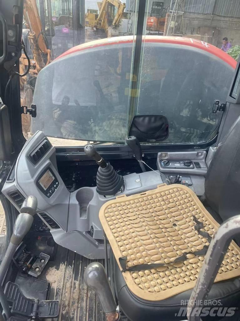 Kubota KX163 Lánctalpas kotrók