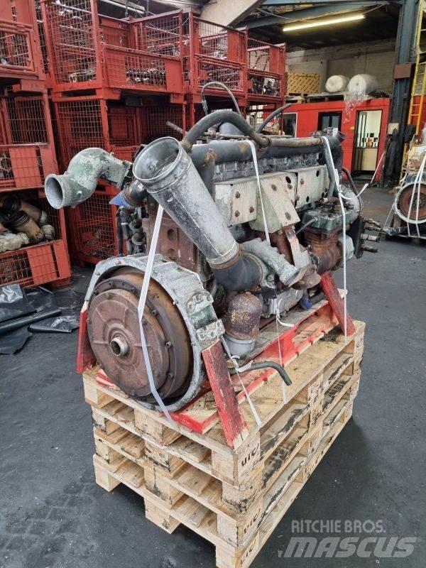 DAF PE183C1 Motorok