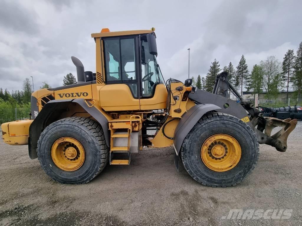 Volvo L 90 F Gumikerekes homlokrakodók