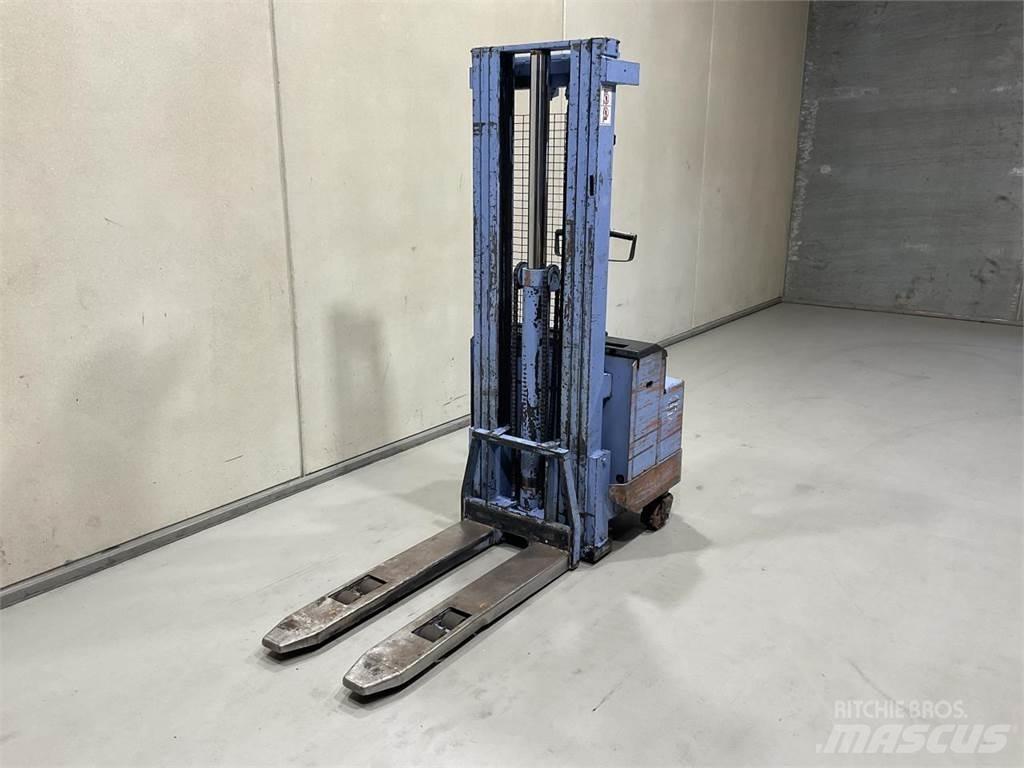 BT LSV 1250 E Elektromos gyalogkíséretű targoncák