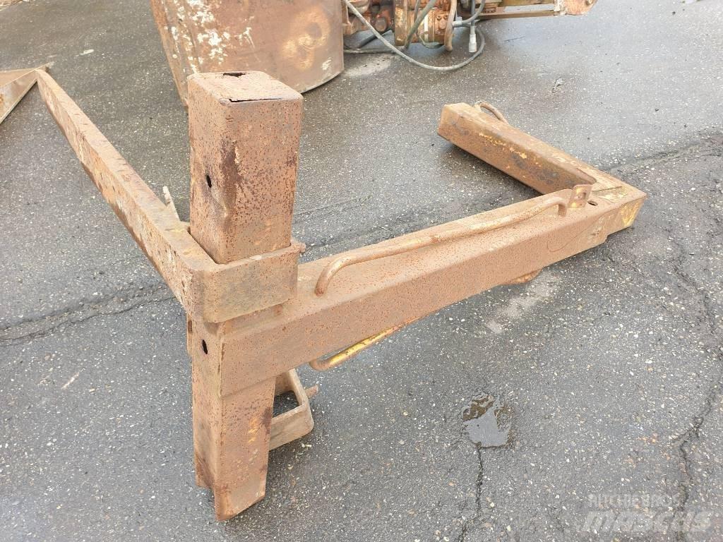  Frame with forks Villák