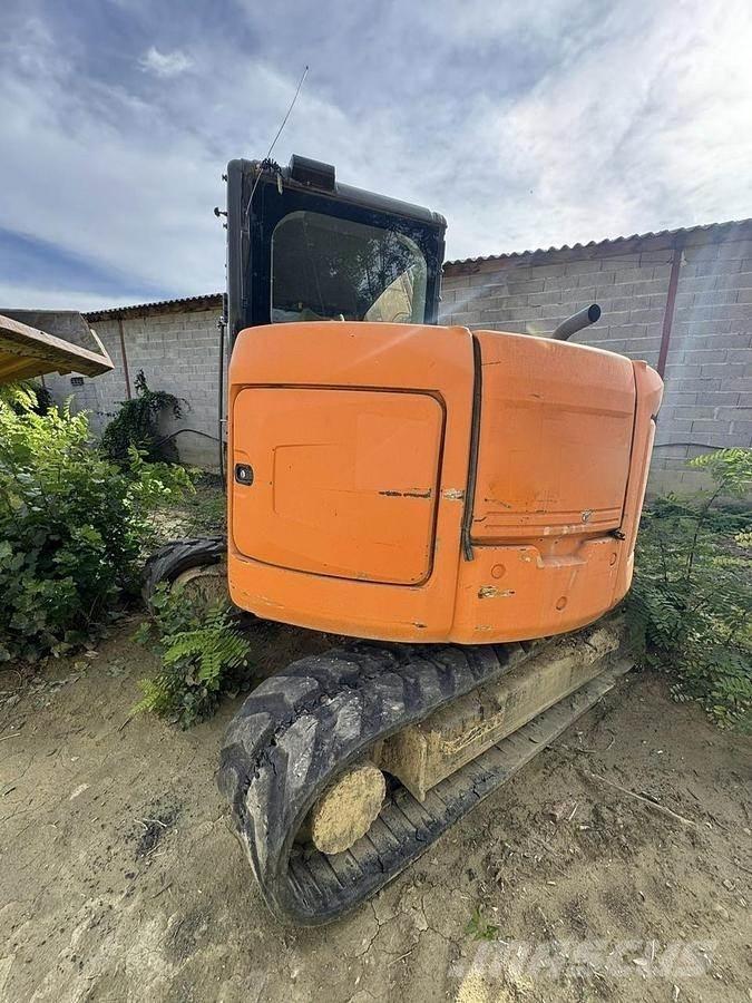 Kobelco SK75 Mini kotrók < 7t