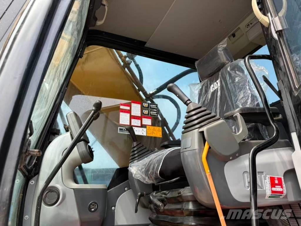 CAT 330 Lánctalpas kotrók