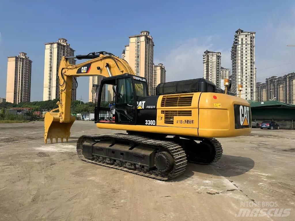 CAT 330 D Lánctalpas kotrók