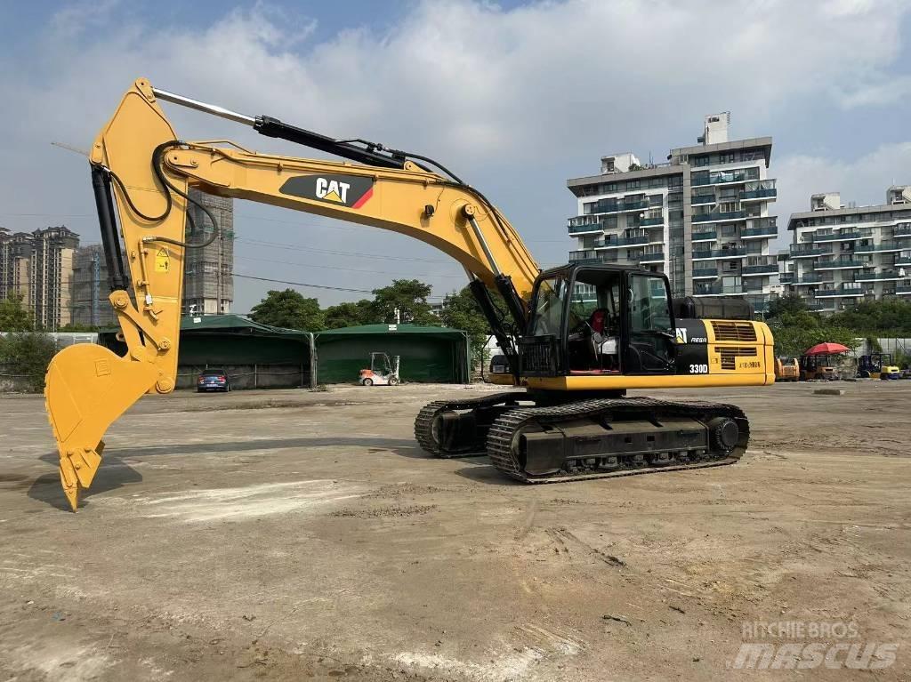 CAT 330 D Lánctalpas kotrók