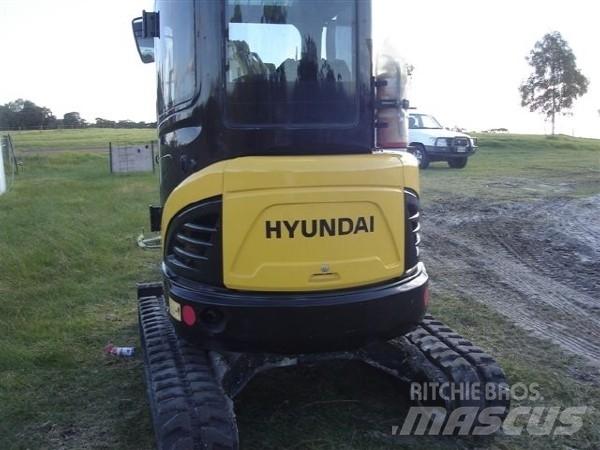 Hyundai R35Z-7 Mini kotrók < 7t