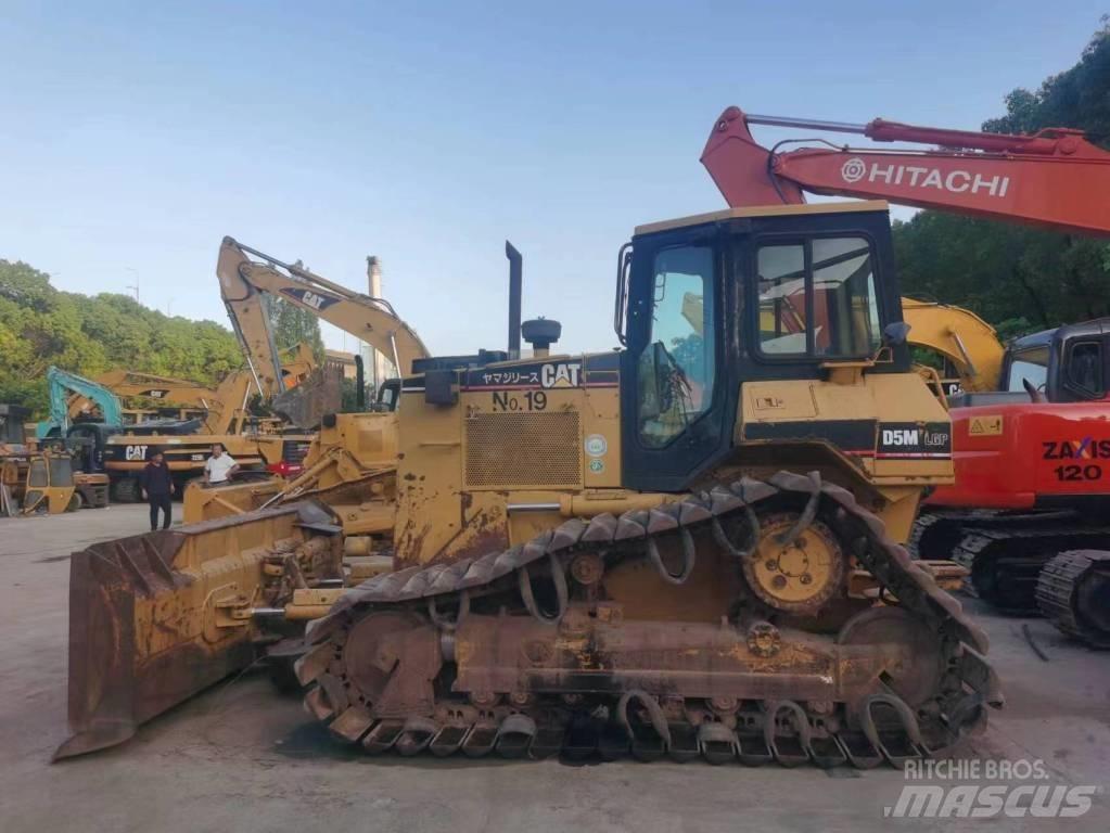 CAT D 5 M lánctalpas dózerek