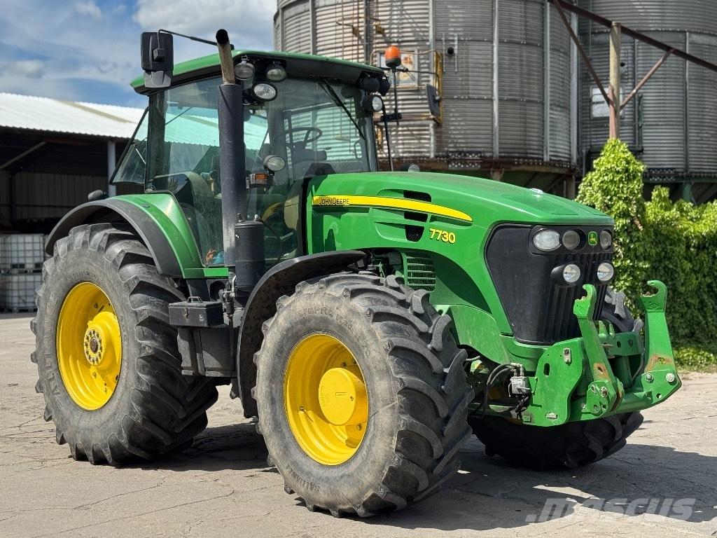 John Deere 7730 AQ Traktorok