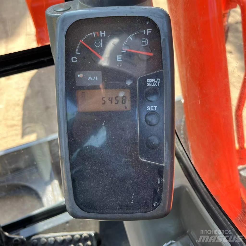 Hitachi ZX 60 Mini kotrók < 7t