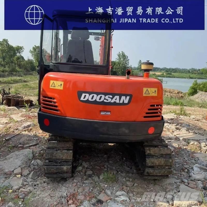 Doosan DH 55 Lánctalpas kotrók