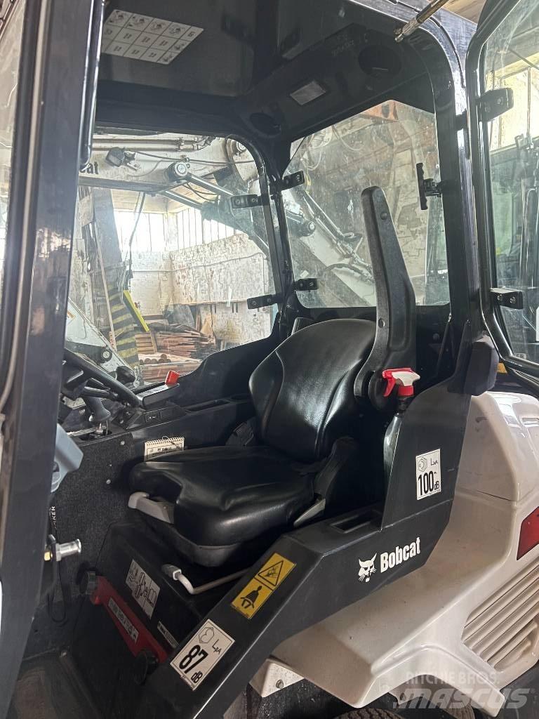 Bobcat L 23 Mini homlokrakodók