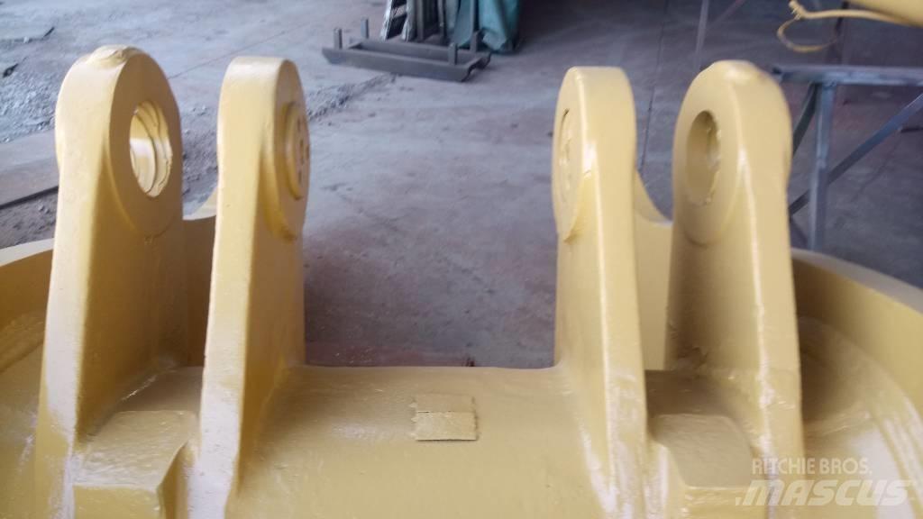 CAT 988 B Gémek és dipperek