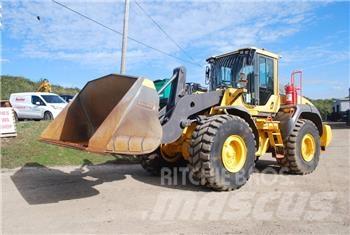 Volvo L 110 H Gumikerekes homlokrakodók