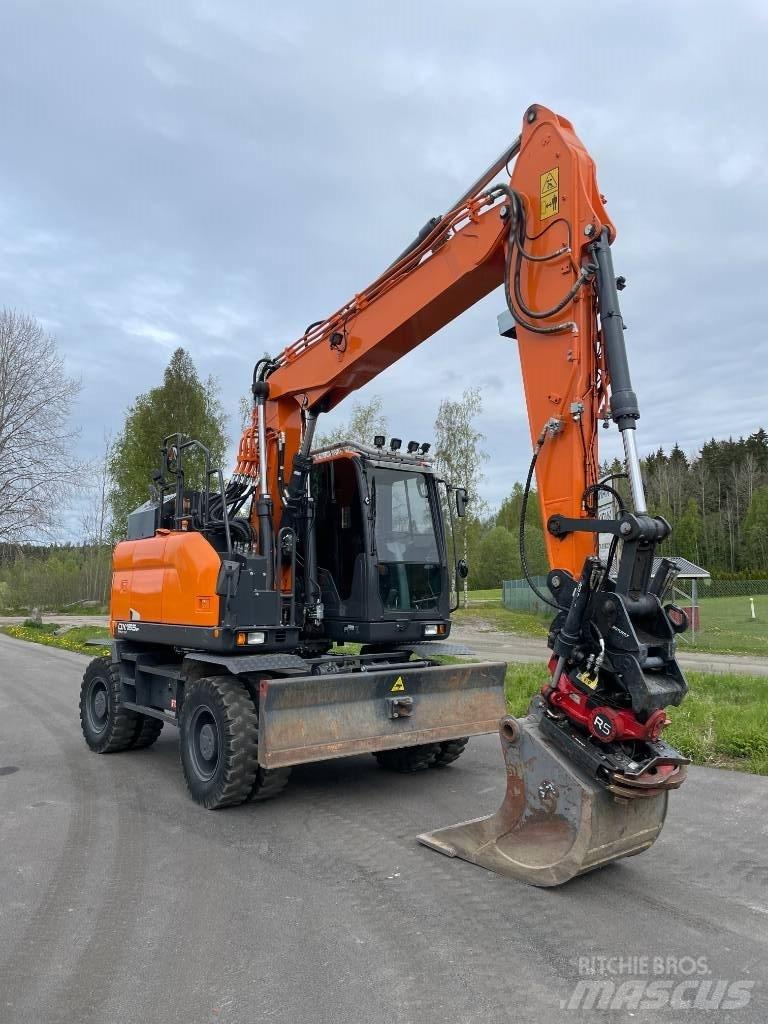 Doosan DX 165 W Gumikerekes kotrók