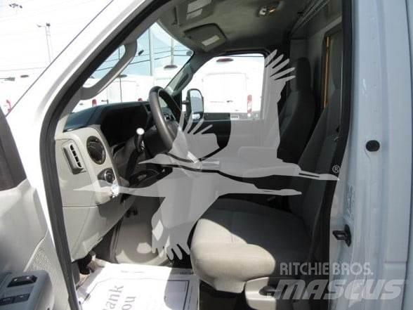 Ford E450 Építőipar - Egyebek