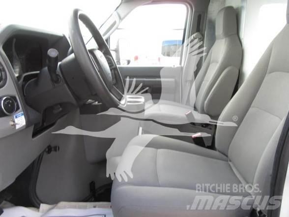 Ford E450 Építőipar - Egyebek
