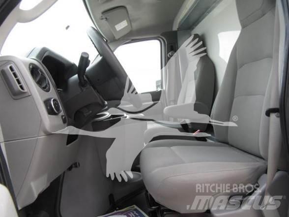 Ford E450 Építőipar - Egyebek